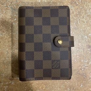 Authentic LV Agenda PM